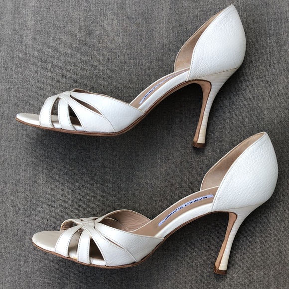 Manolo Blahnik Cream Strappy Heels - Picture 3 of 9